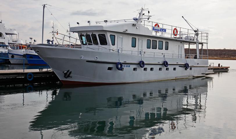 Дайв-сафари  - это путешествие по оз. Байкал на комфортабельном судне "Капитан Кусто" и погружения на лучших дайв-сайтах