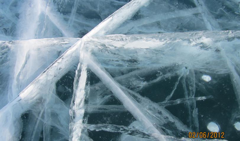 Лед толщиной 80 см.